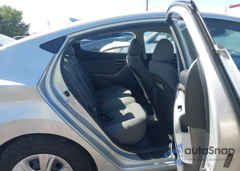 2016 Hyundai Elantra Se from USA, damaged, VIN 5NPDH4AE6GH692595